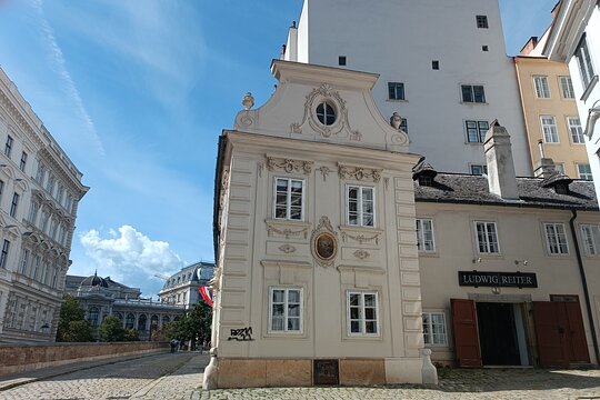 Tour image 9