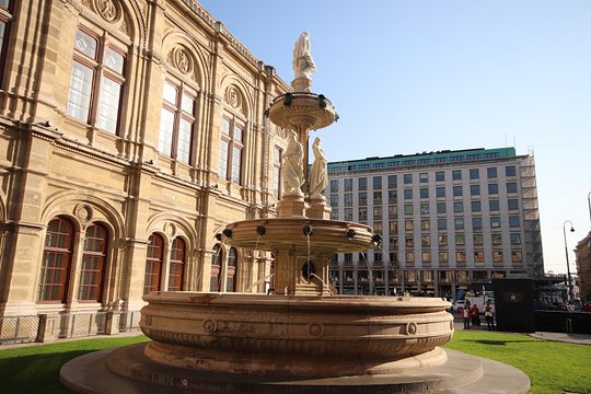 Tour image 9